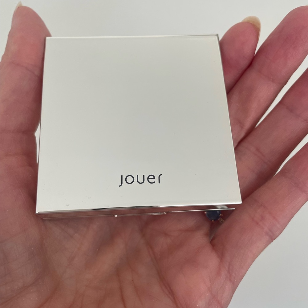 Jouer Citrine Silver Highlighter Compact